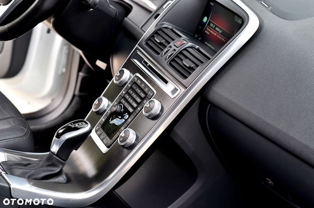 Volvo XC 60 T5 AWD Inscription - 27