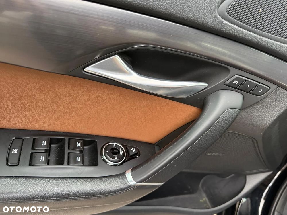 Hyundai i40 Kombi 1.7 CRDi Premium - 16