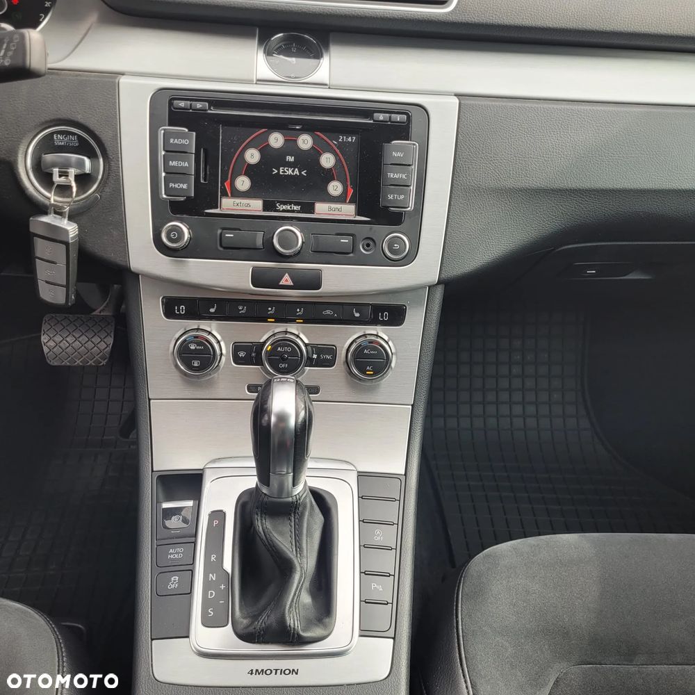 Volkswagen Passat 2.0 TDI 4Mot Highline DSG - 17