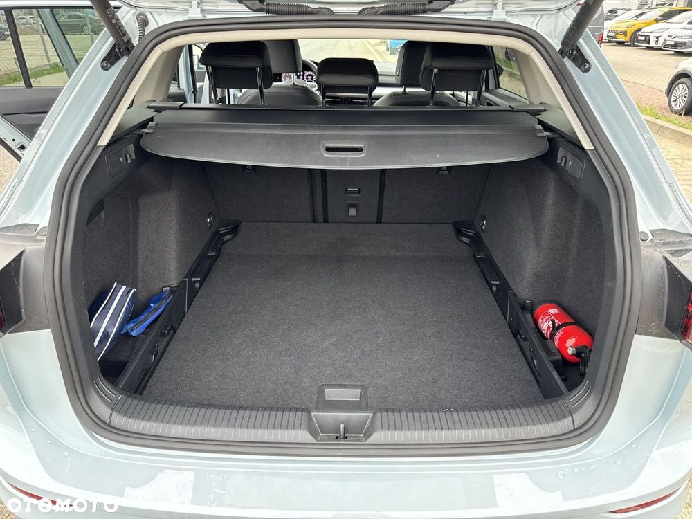 Volkswagen Golf Variant - 18