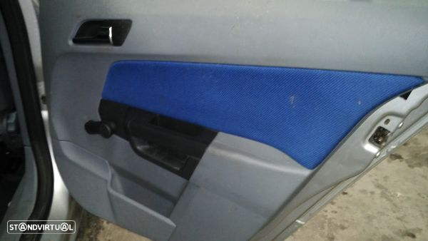 Para Peças Opel Astra H Caixa (L70) - 10