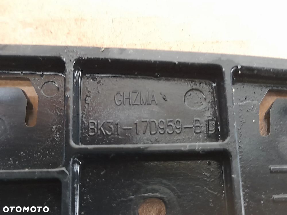 Mocowanie zderzaka ślizg lewy Ford Transit MK8 BK31-17D959-BD - 4