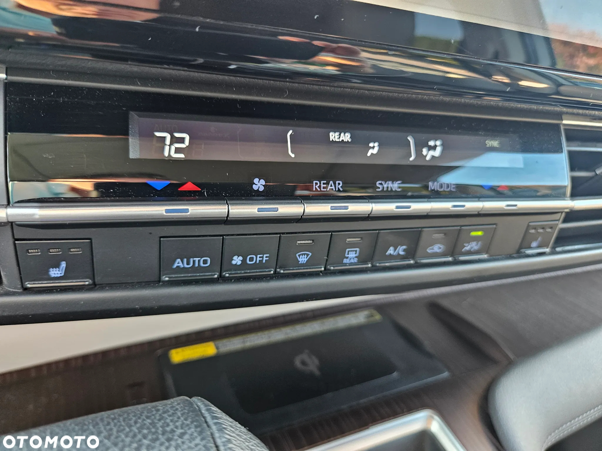 Toyota Sienna - 13