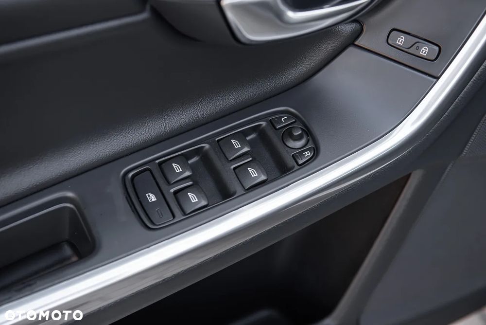 Volvo S60 D2 RDesign - 16
