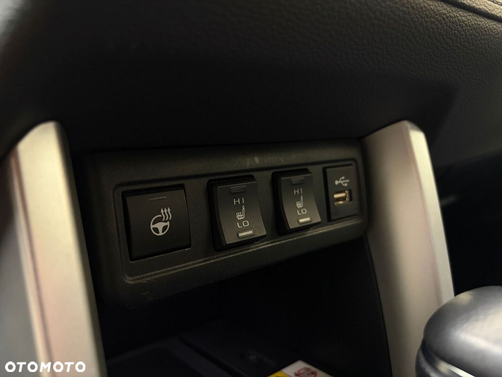 Toyota Corolla Cross - 35