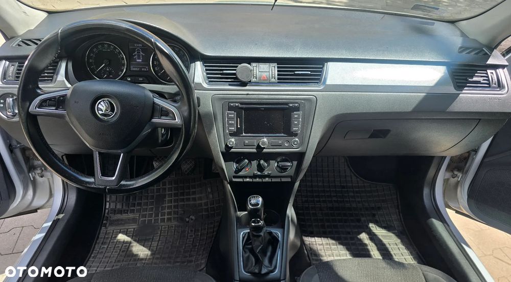 Skoda RAPID 1.6 TDI DPF Ambition Max - 13