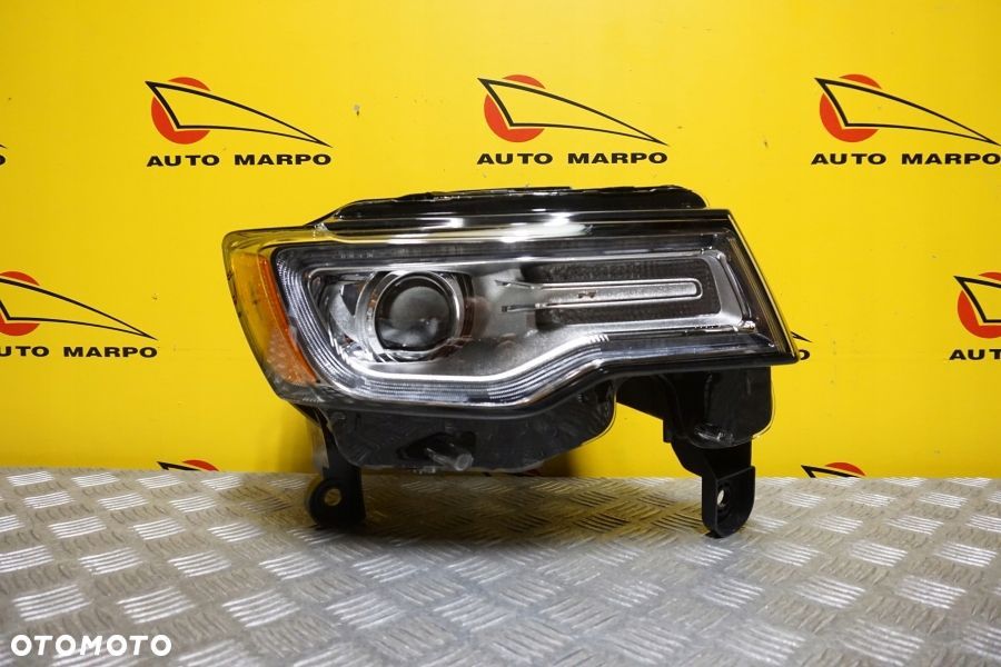 JEEP GRAND CHEROKEE 2014- REFLEKTOR LAMPA XENON PRAWA USA - 2