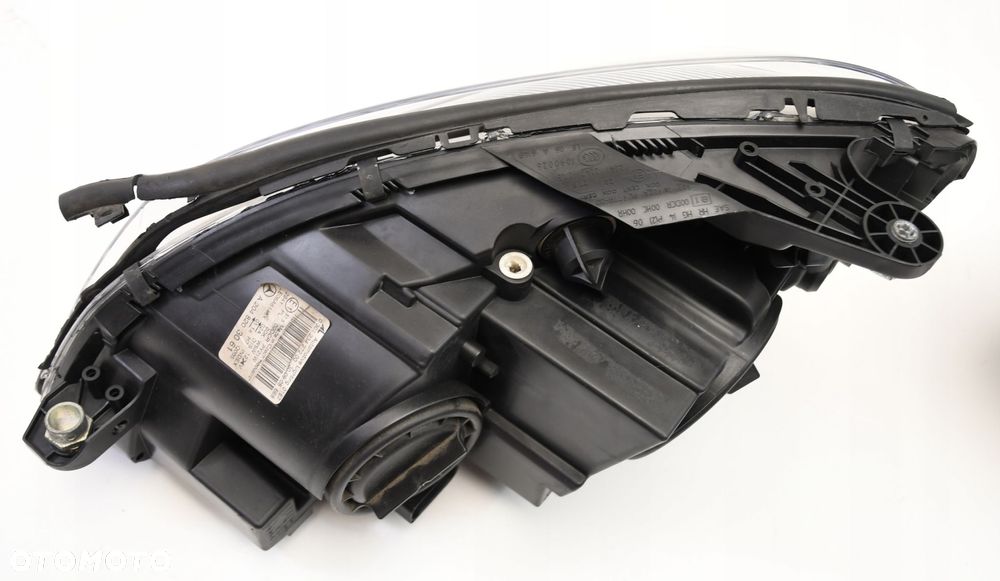 MERCEDES W204 C63 AMG LAMPA BI XENON LEWY PRZÓD - 10