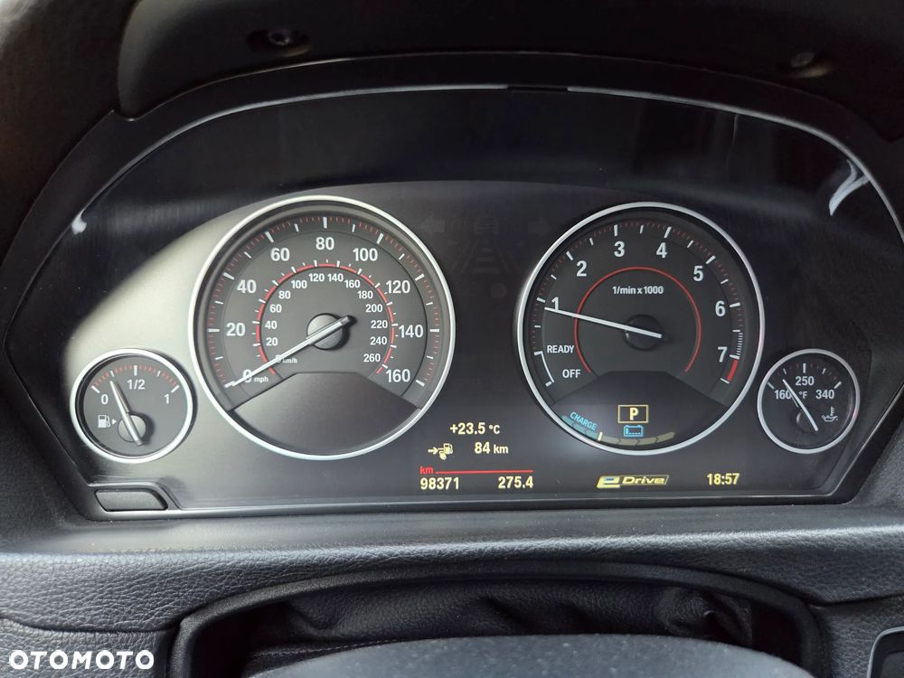 BMW Seria 3 330e iPerformance Sport Line - 11