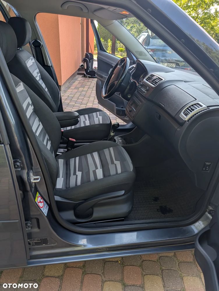 Skoda Roomster 1.6 16V Sport - 12