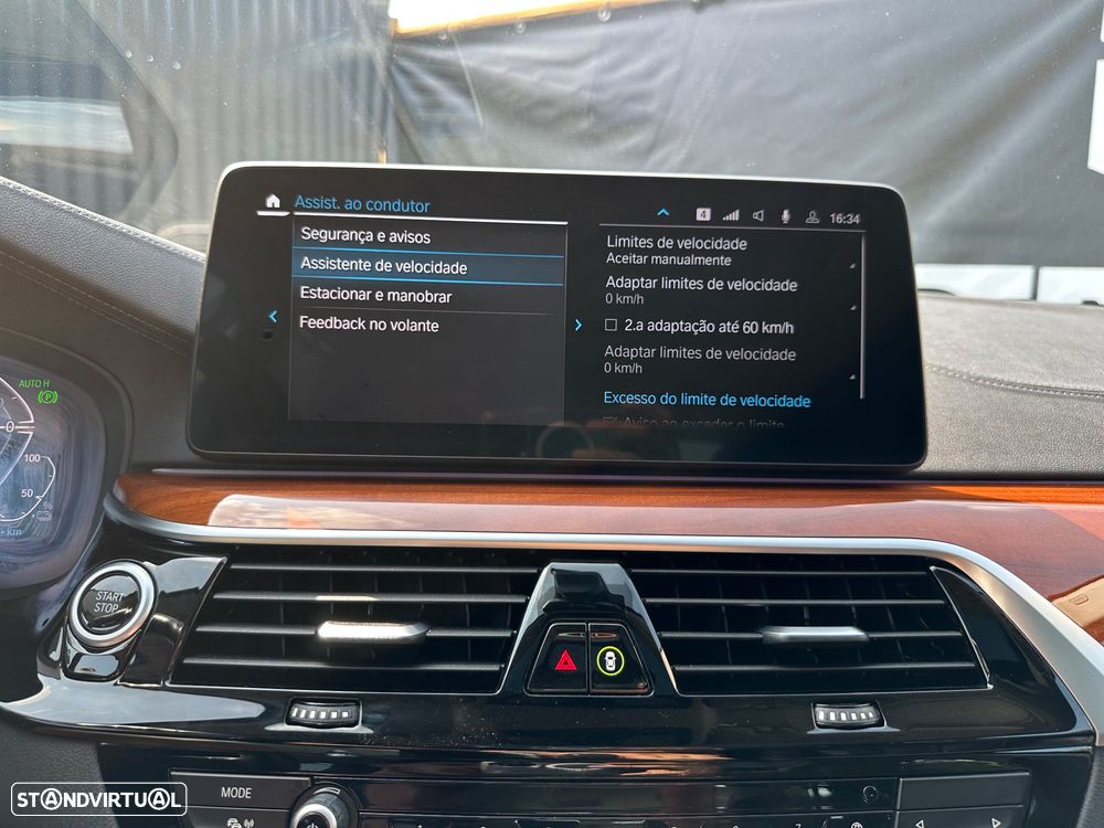 BMW 530 e Aut. Luxury Line - 35