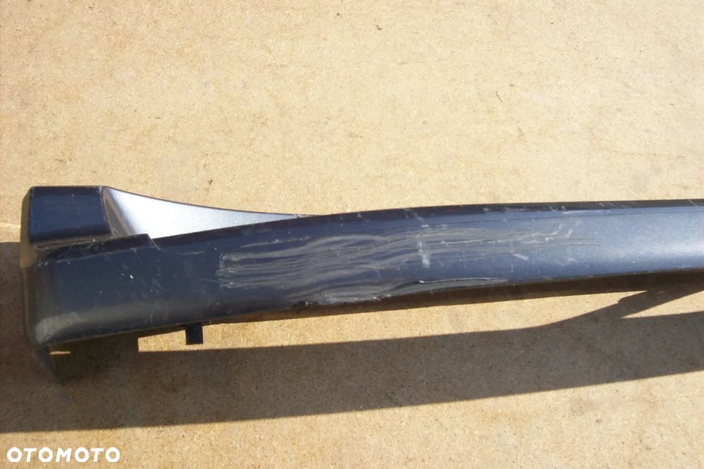 PRÓG STOPIEŃ PRAWY TOYOTA LAND CRUISER 120 - 5