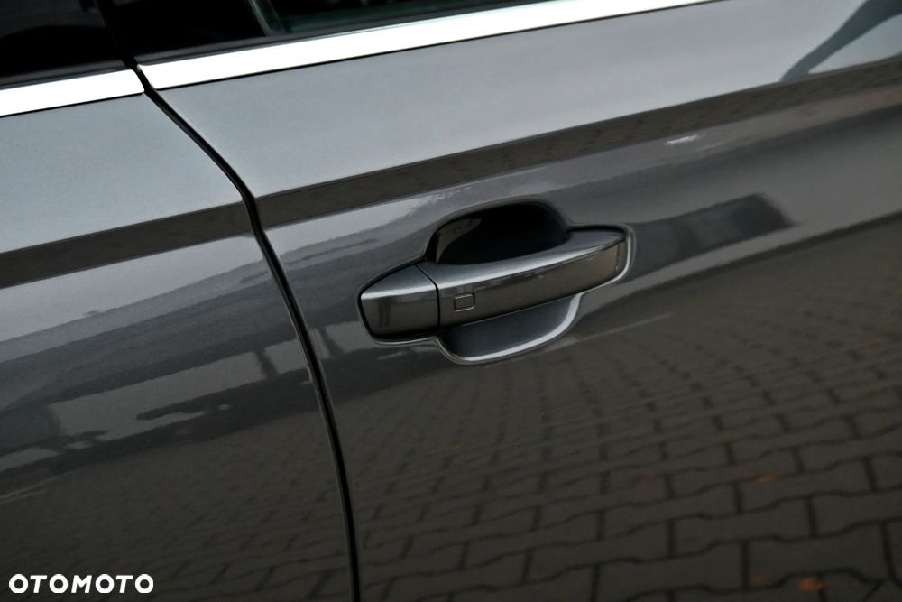 Audi A6 Avant 2.0 TDI Ultra DPF S tronic - 15