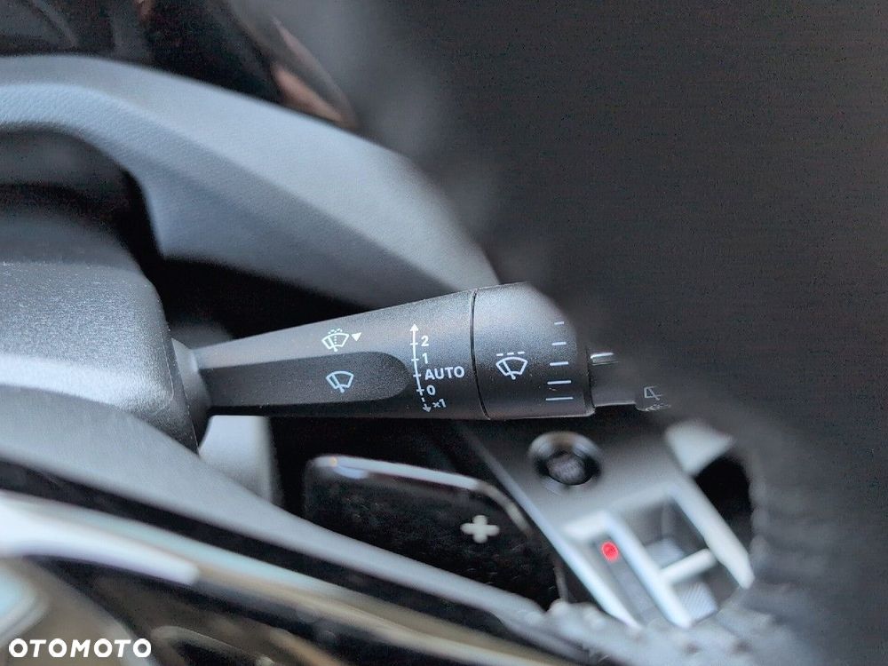 Peugeot 308 1.2 PureTech Allure S&S EAT8 - 25