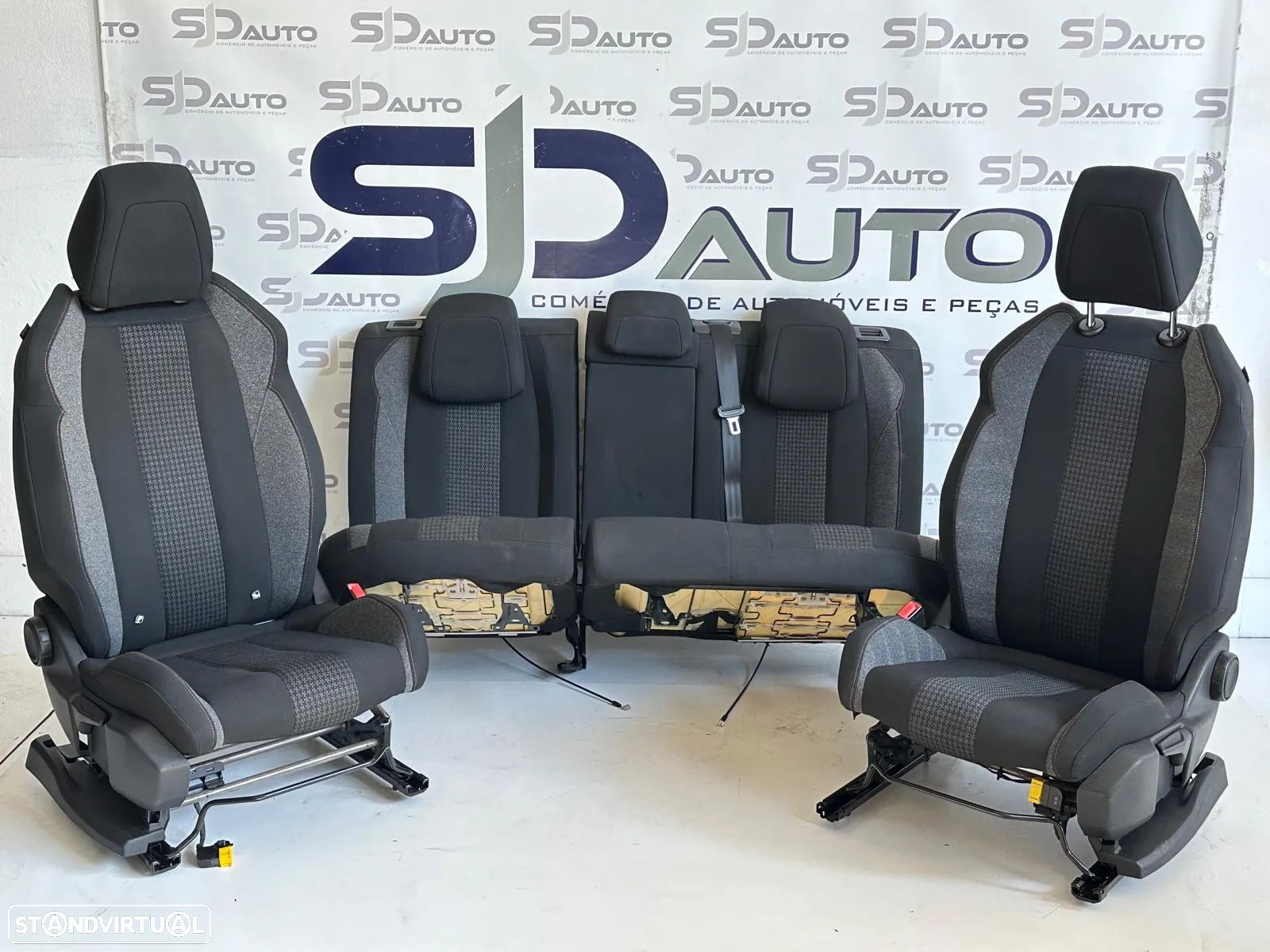 Conjunto Bancos - Peugeot 3008 II (2018) - 1