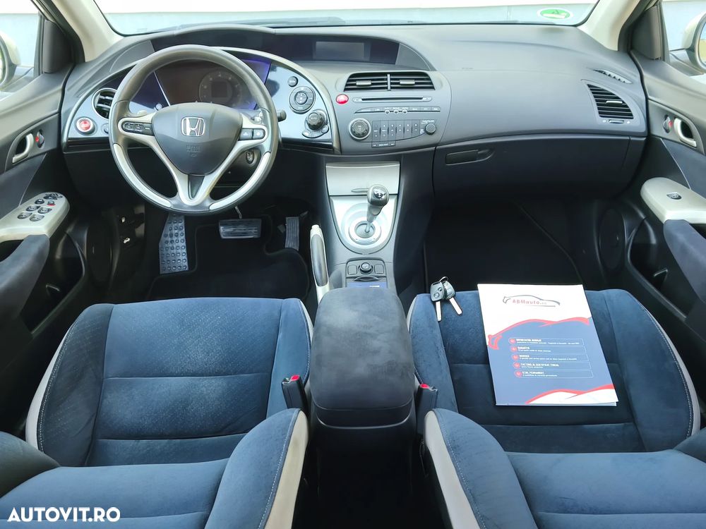 Honda Civic - 10