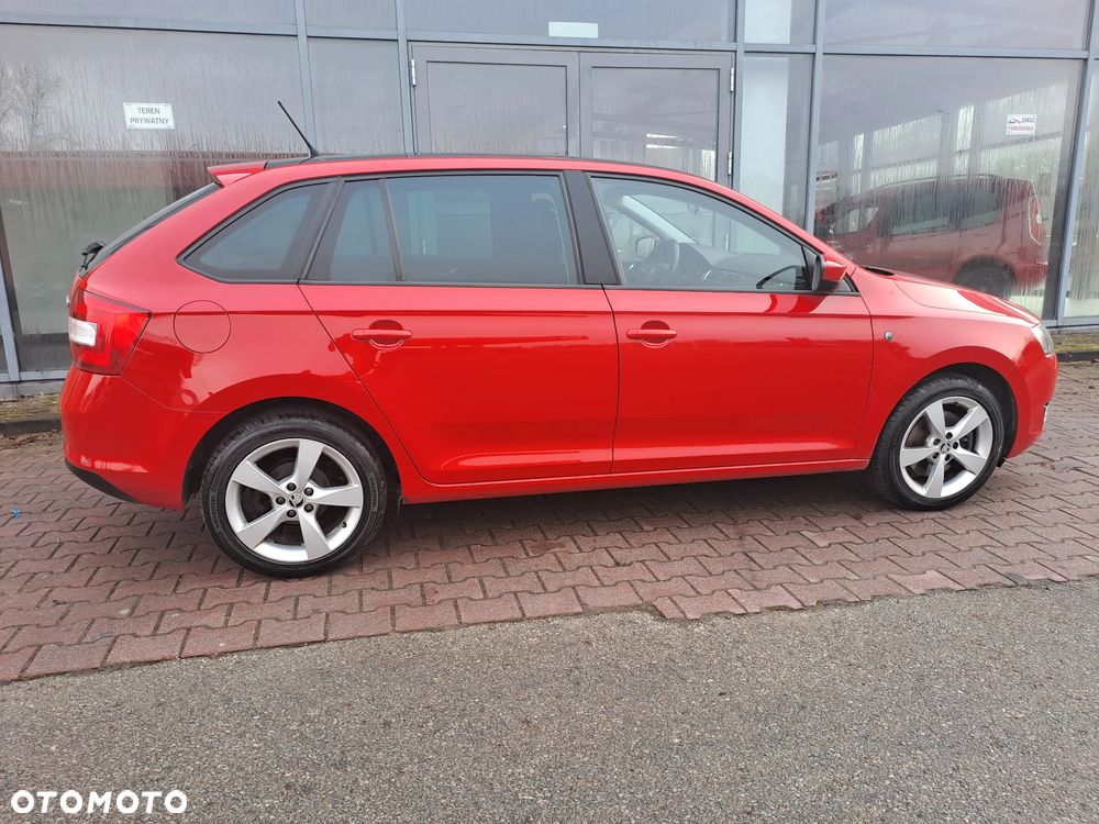 Skoda RAPID 1.2 TSI Style+ - 23