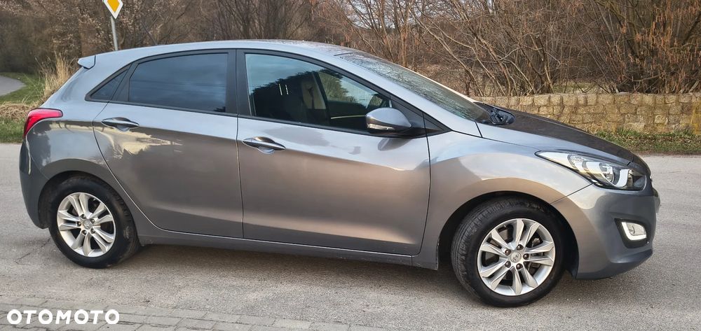 Hyundai i30 1.6 GDI Premium - 5