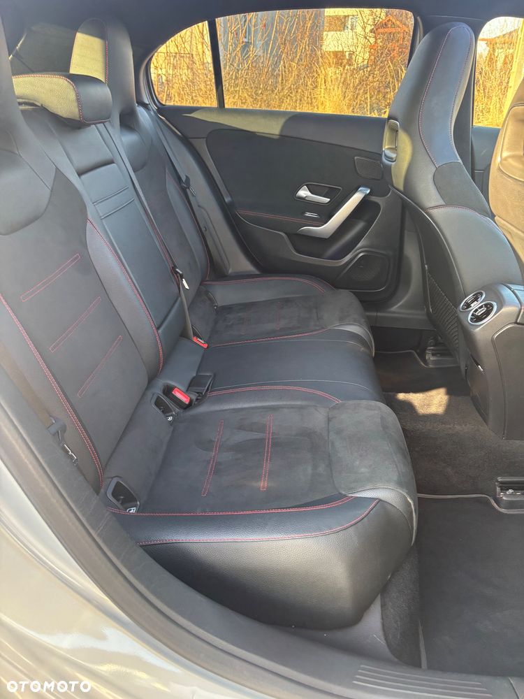 Mercedes-Benz Klasa A 200 d AMG Line 8G-DCT - 15