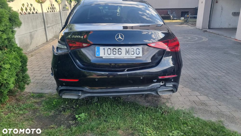 Mercedes-Benz Klasa C 220 d mHEV AMG - 10