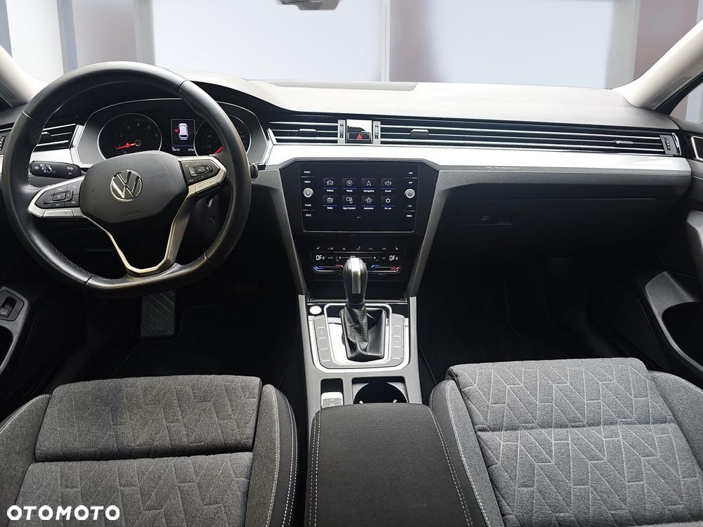 Volkswagen Passat Variant 1.5 TSI EVO Business DSG - 8