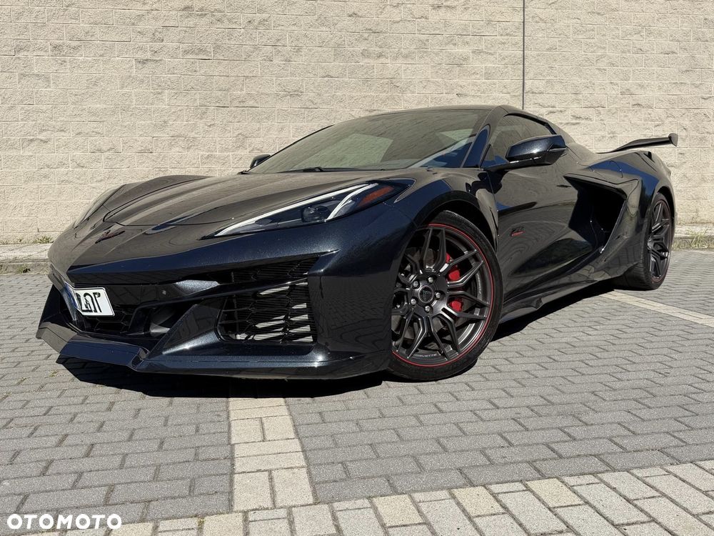 Chevrolet Corvette - 3