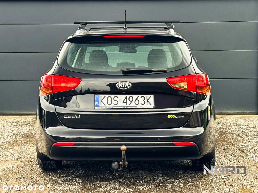 Kia Ceed 1.4 L - 8
