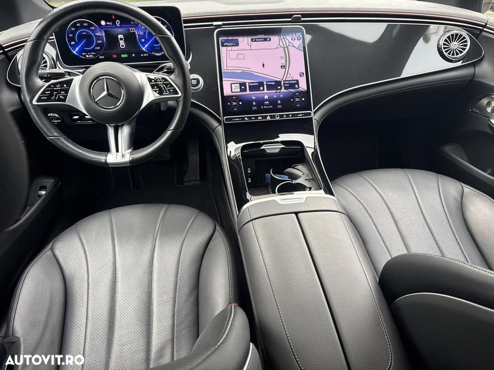 Mercedes-Benz EQE - 12