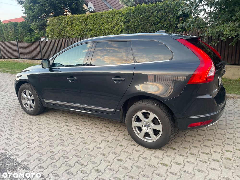 Volvo XC 60 D4 Geartronic Summum - 4