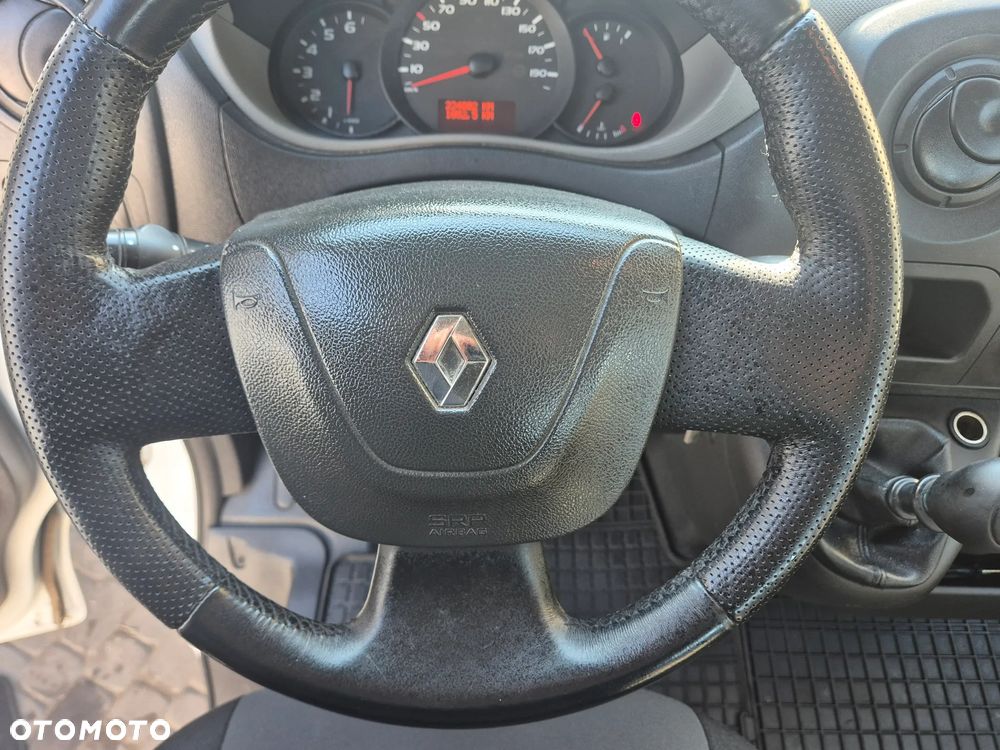 Renault Master - 24