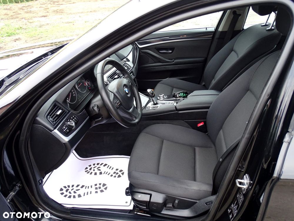 BMW Seria 5 520d - 10