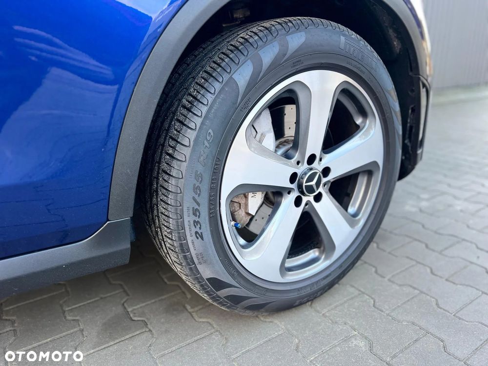 Mercedes-Benz GLC - 9