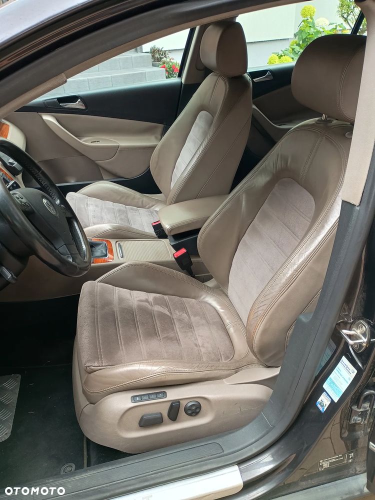 Volkswagen Passat - 5