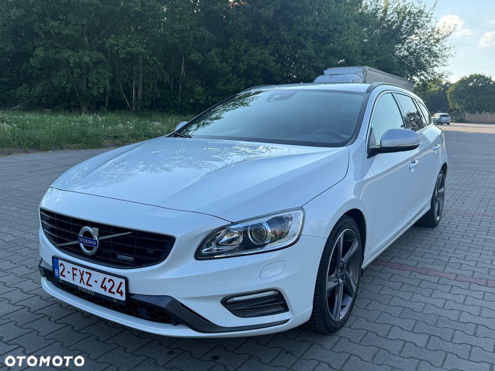 Volvo V60 D4 Drive-E R-Design Summum - 22