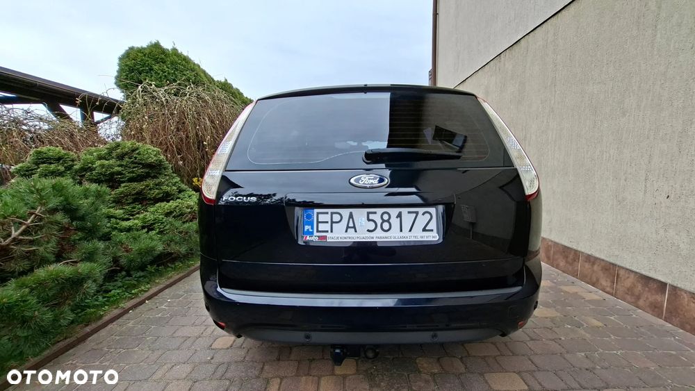 Ford Focus 2.0 16V Titanium - 4