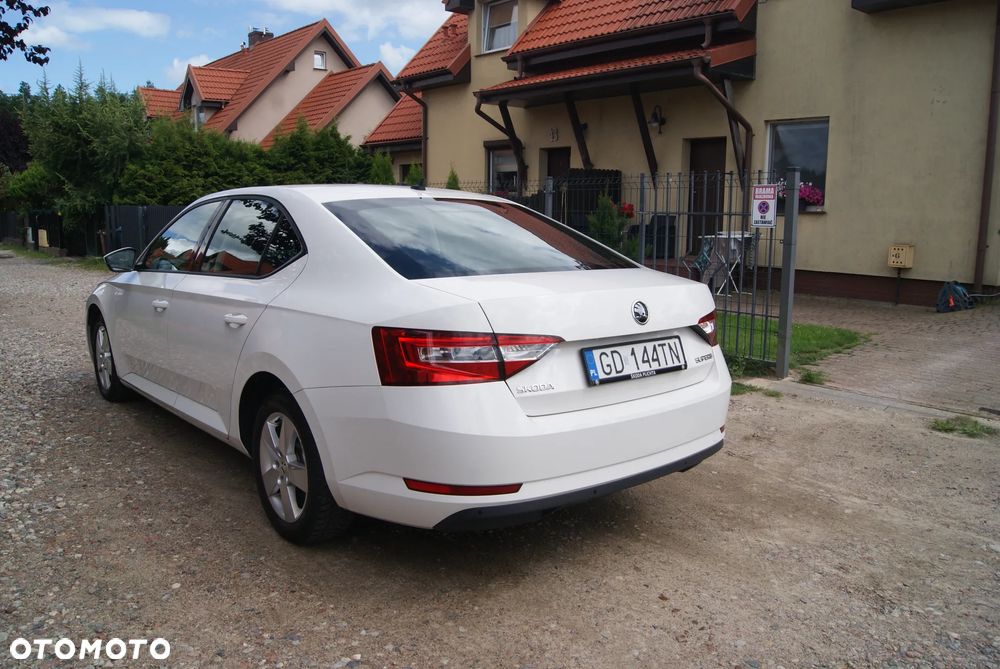 Skoda Superb 1.5 TSI ACT Style DSG - 6