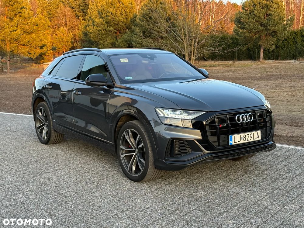 Audi SQ8 - 32