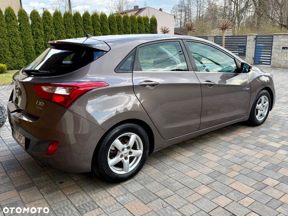 Hyundai i30 1.6 Trend - 7