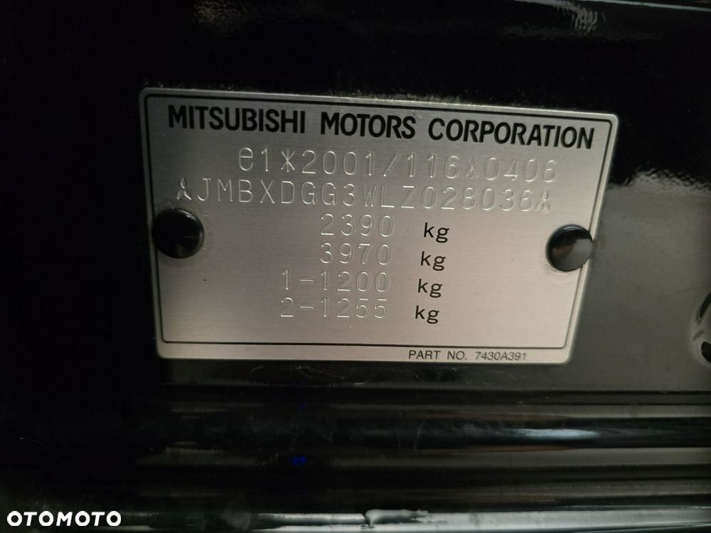 Mitsubishi Outlander - 15