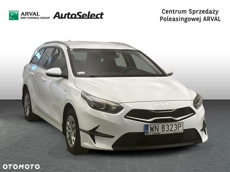 Kia Ceed - 8