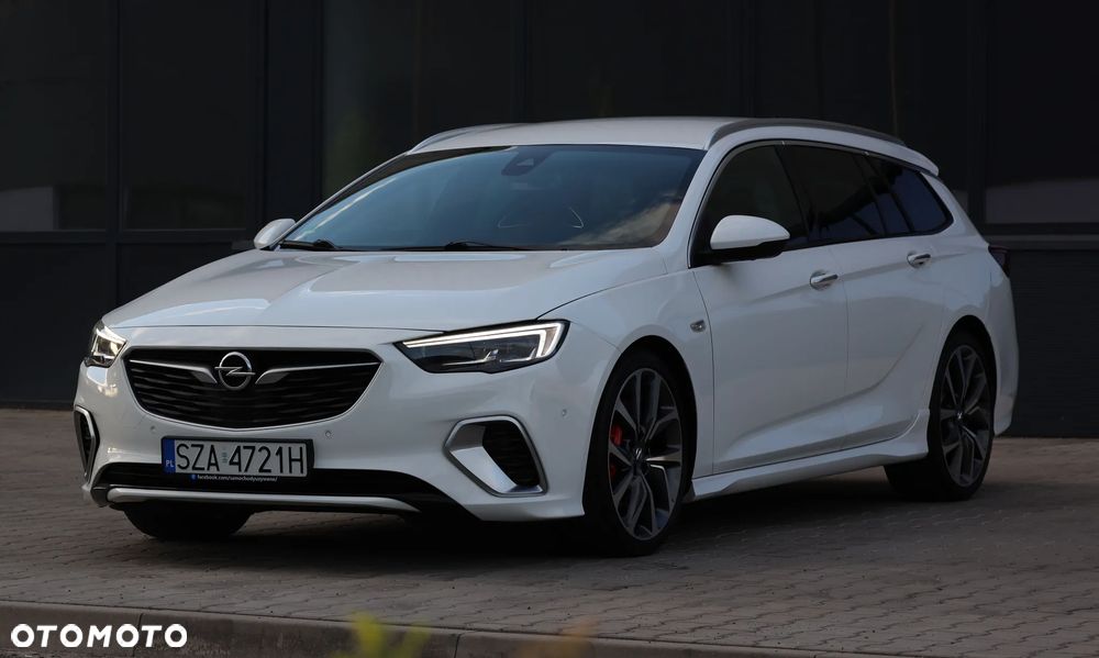 Opel Insignia 2.0 BiTurbo 4x4 GSI - 37
