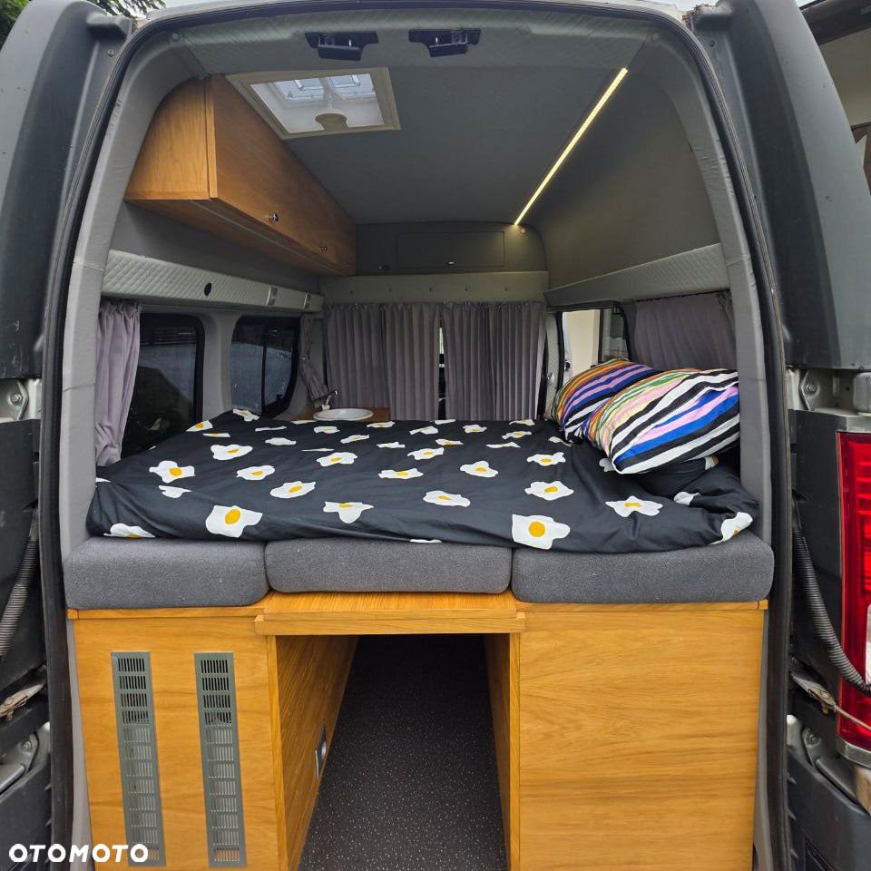 Renault TRAFIC - 15