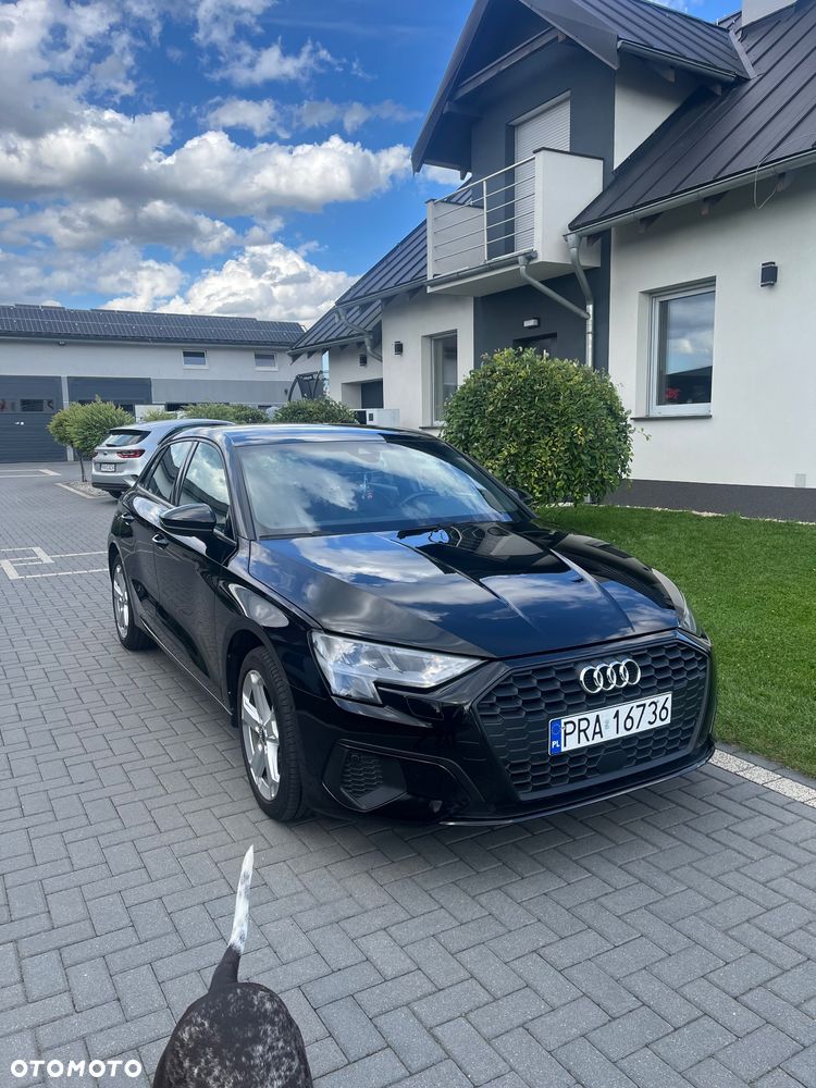 Audi A3 Sportback - 1
