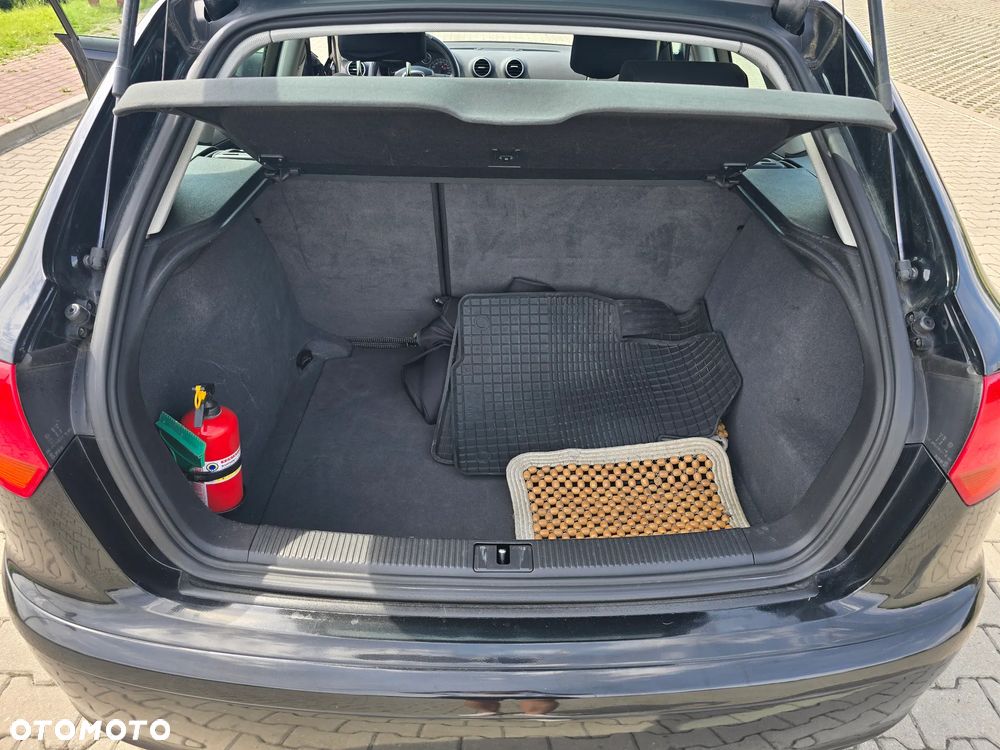 Audi A3 Sportback 1.6 FSI Ambition - 17
