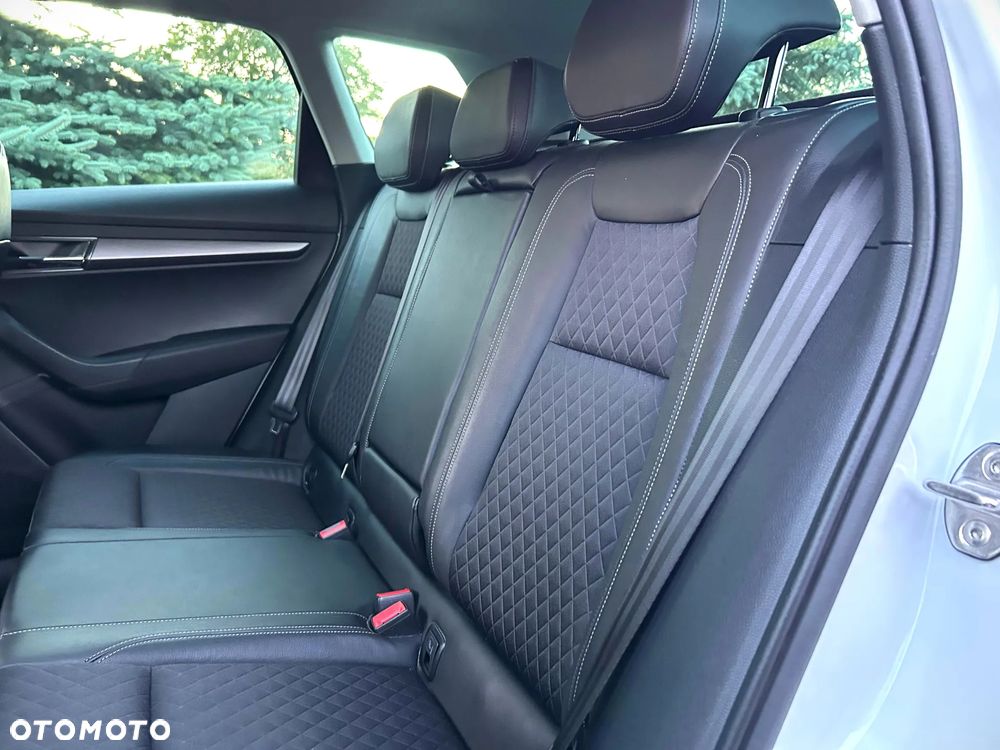 Skoda Karoq 1.5 TSI ACT 4x2 Style DSG - 34