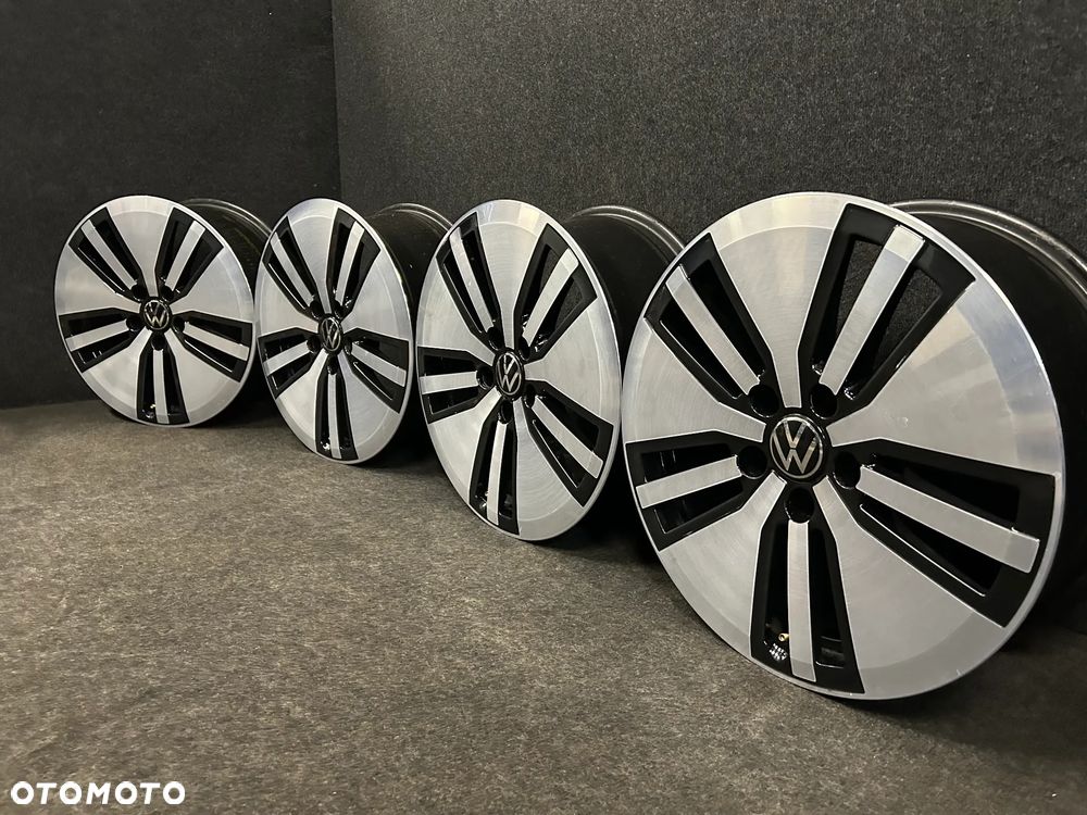 Alufelgi VW Passat B8 GTE, B7, Tiguan, Sharan, Touran, T-Roc 17 cali 5x112 4szt. Ładne! - 1