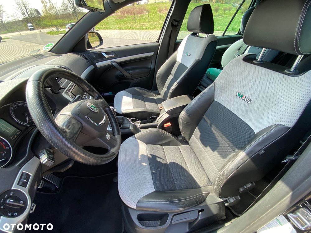 Skoda Octavia 2.0 TDI DPF RS - 8