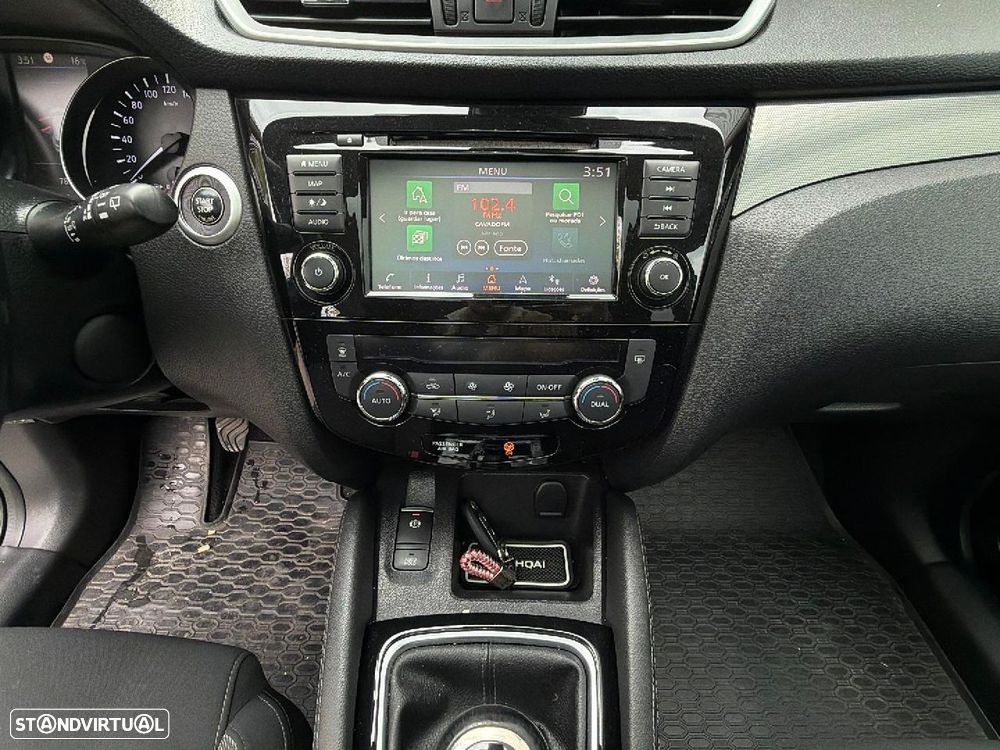 Nissan Qashqai 1.3 DIG-T N-Connecta - 12