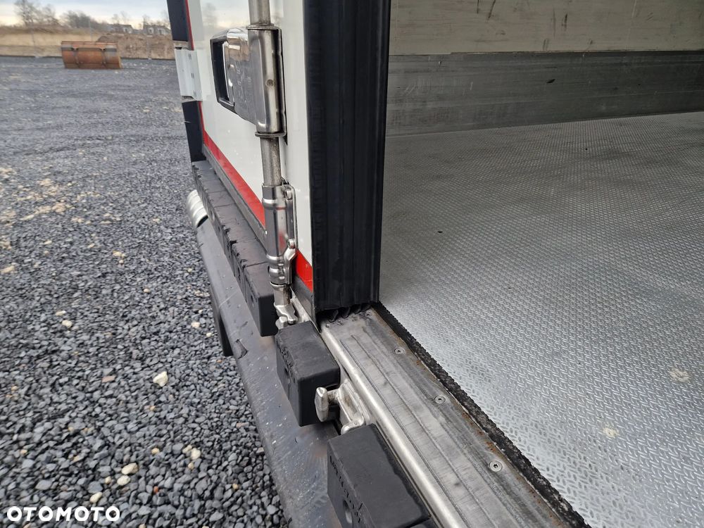 Krone SD CHŁODNIA/ DOPPELSTOCK/ CARRIER VECTOR 1950/ PODNOSZONA OŚ - 11