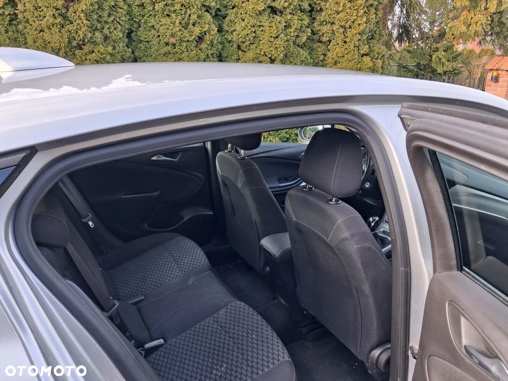 Opel Astra 1.6 CDTI Enjoy - 6